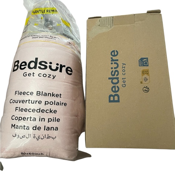Bedsure Other - Bedsure Pink Fleece Blanket NWT